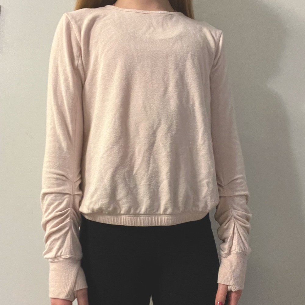Athleta Girl long sleeve shirt! Size: Medium 8-10 🌸Cute pastel pink color!🌸